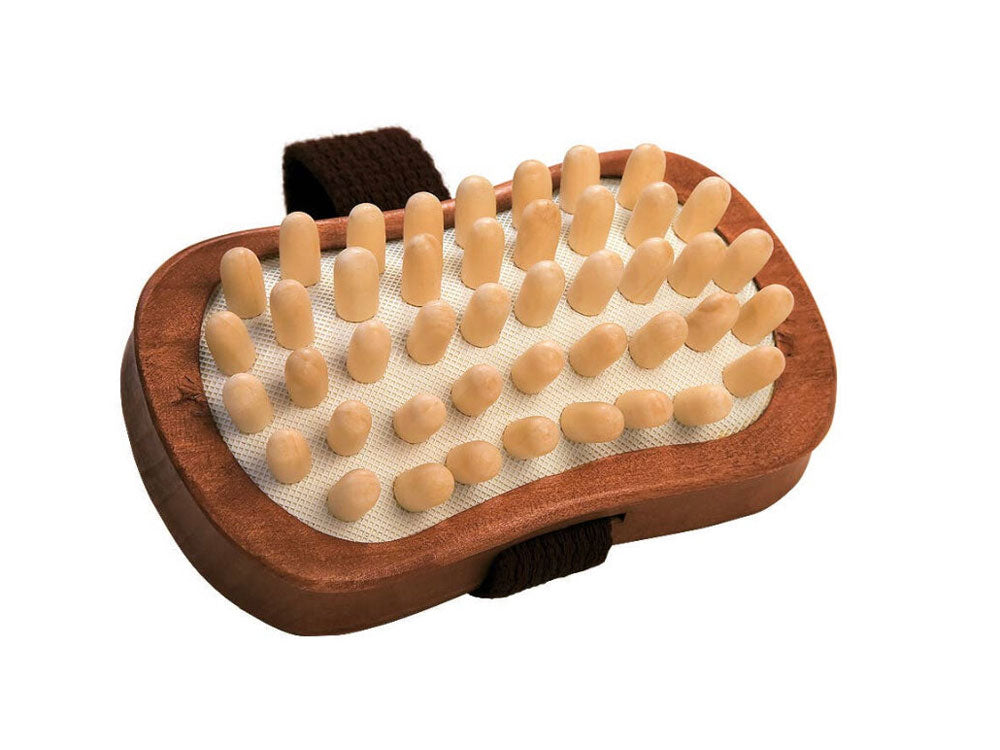 Our Cellulite Brush smoothes the appearance of cellulite, can promote blood circulation, and is great for massage.
