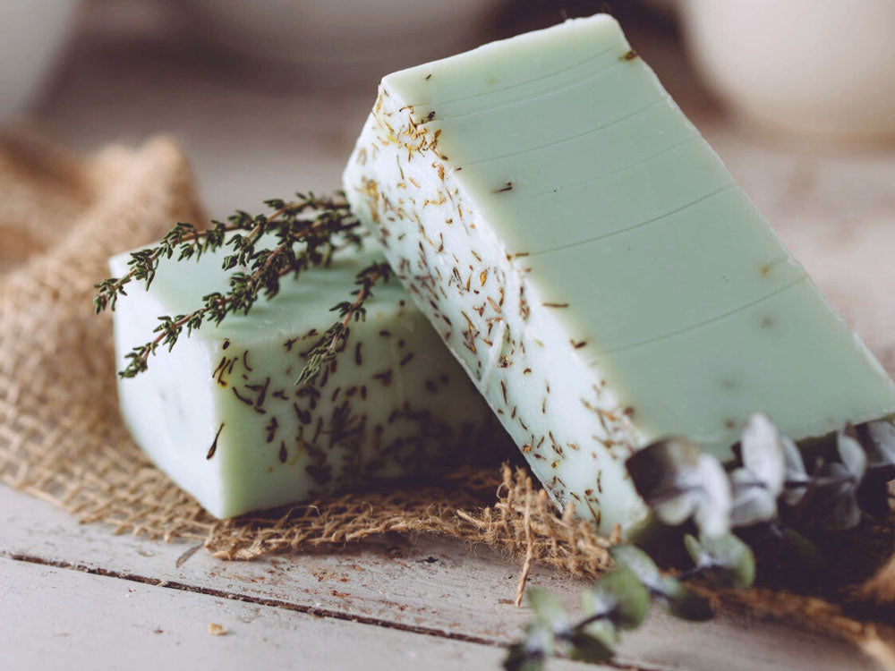 If you like Eucalyptus, you will love this Eucalyptus Thyme Organic Soap. It's not overpowering, but still eye-opening. Great soap for your morning shower. 
