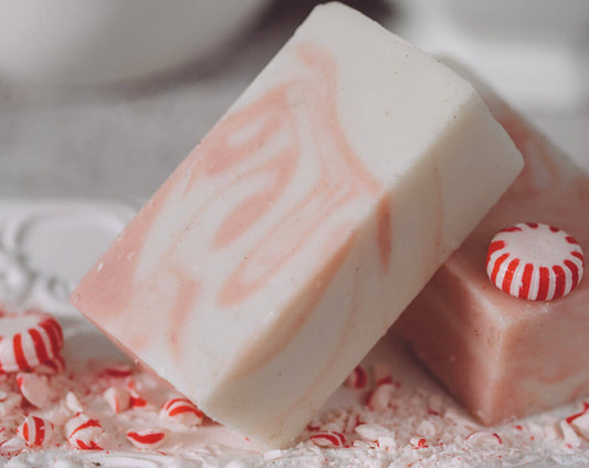 Candy Cane Organic Soap has a clean fresh aroma. 